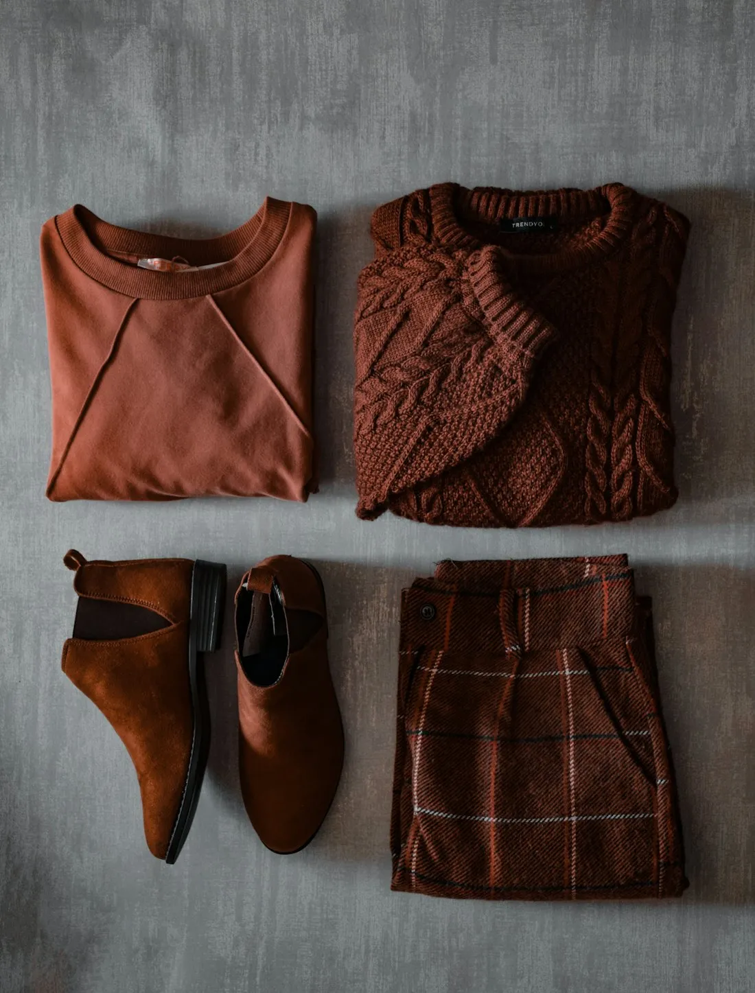 Leather, worn in — Bimi gallery
